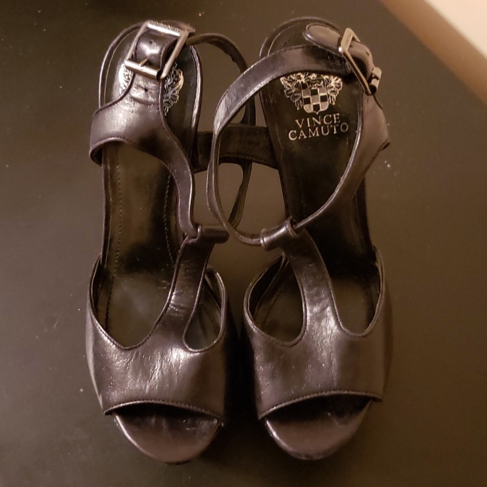 Black/Silver Vince Camuto wedges